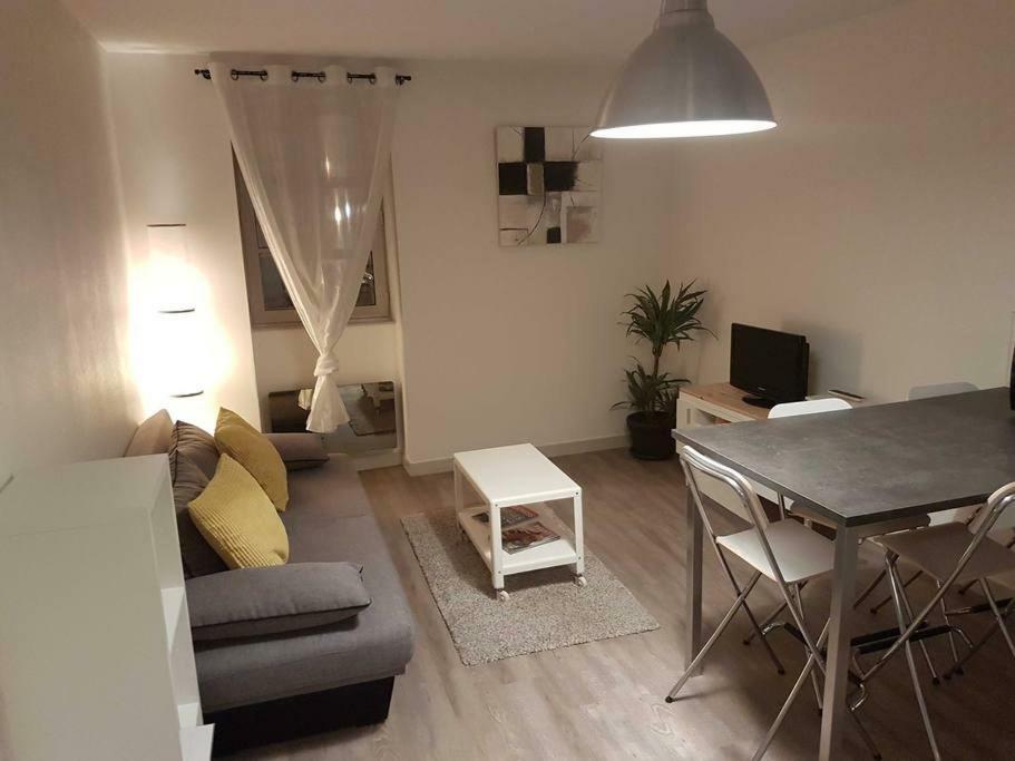 Tres Bel Appartement Centre Vitre Kültér fotó
